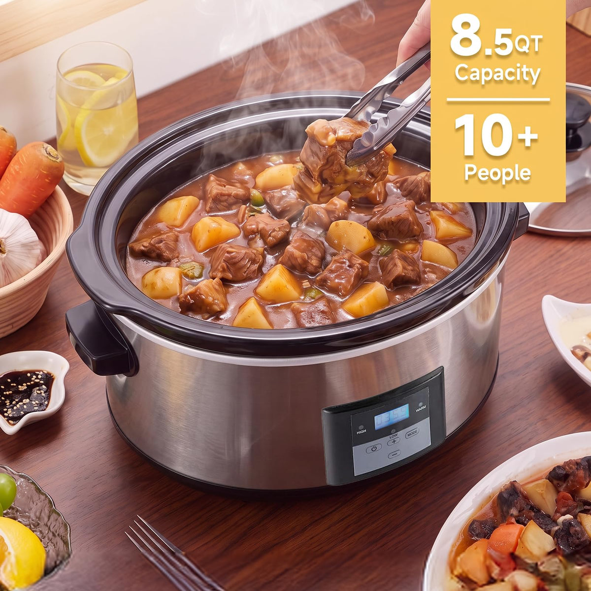 8.5 Qt Slow Cooker with Timer J579